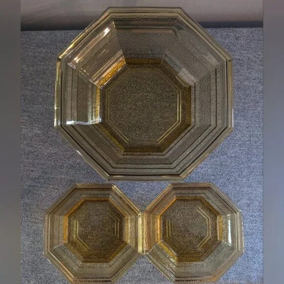 Anchor Hocking Amber Glass Octagon Pebbled 3pc Chip & Dip Set (No Basket) - Picture 2 of 3